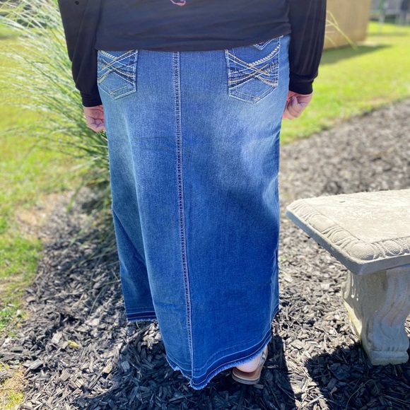 Be girl | denim skirt - Picture 3 of 4